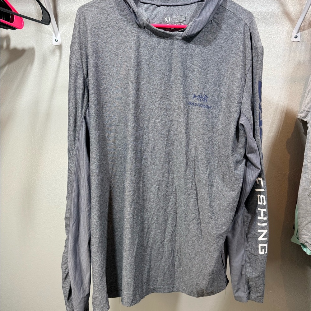 Bassdash Gray Long Sleeve Hooded Fishing Shirt UPF Performance XL